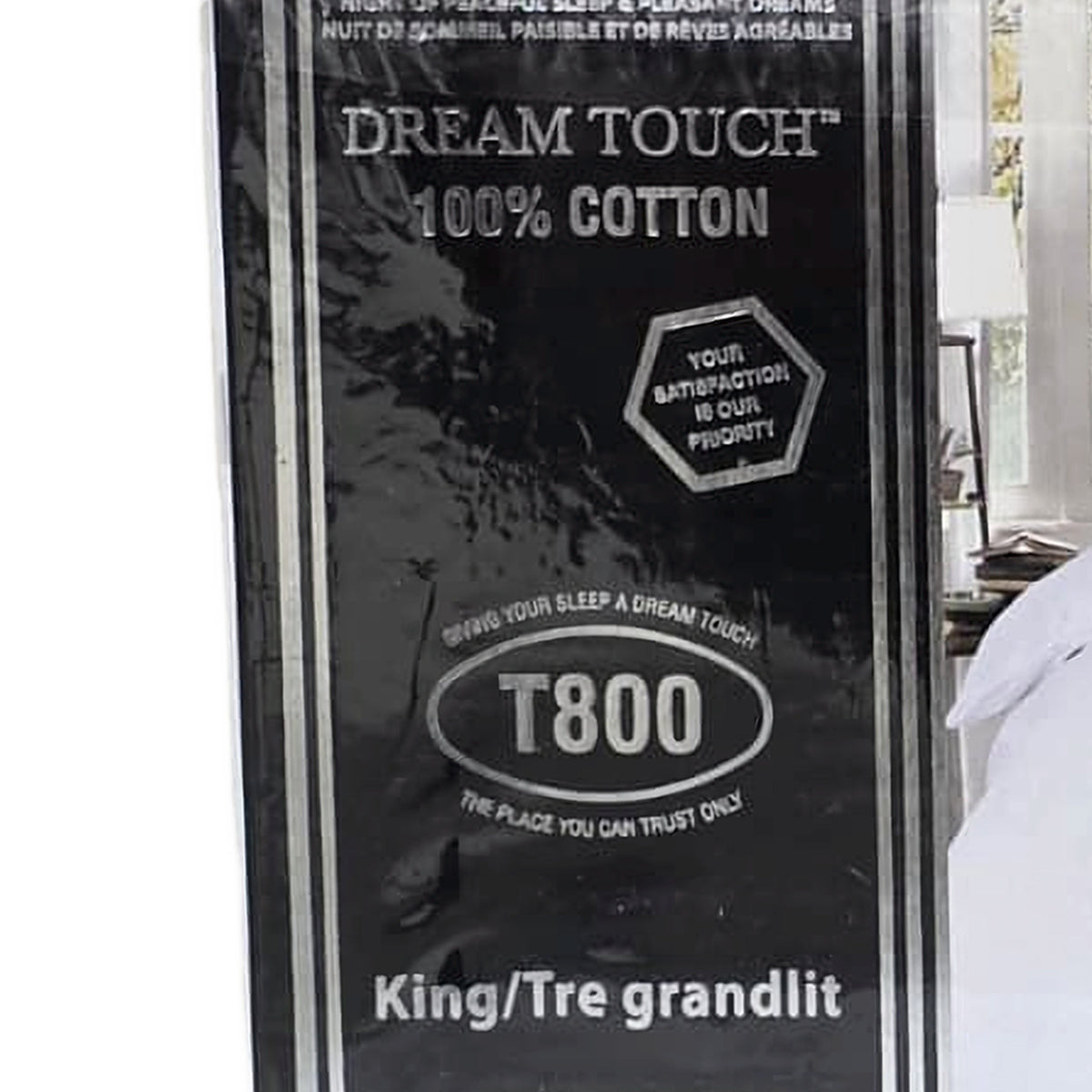Dream Touch T800 100% Cotton Sheet Set – King – Close-up of package label showing 100% Cotton, T800 and King size